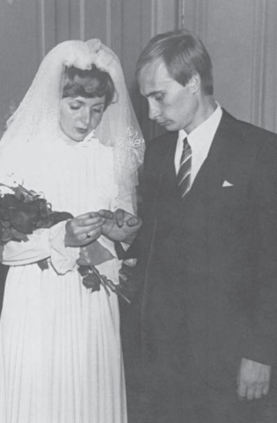 Pin van Colette Lekenne op Mariages fin années 70-90
