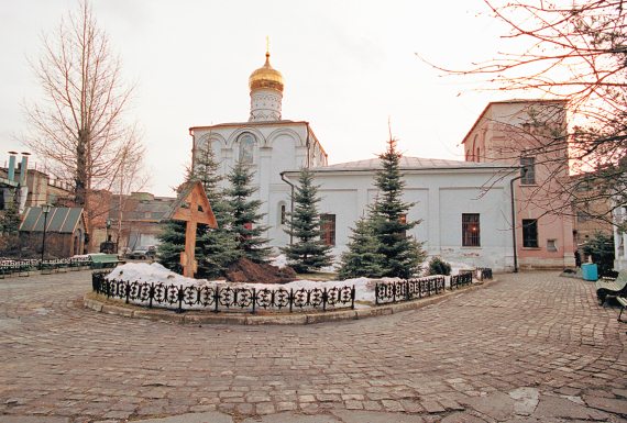 Храм рождества богородицы в старом симонове. Храм Рождества Богородицы в Старом Симонове реконструкция. Церковь в Старом Симонове картина.