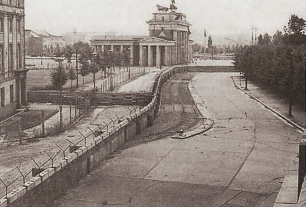 Каменная ограда Берлина